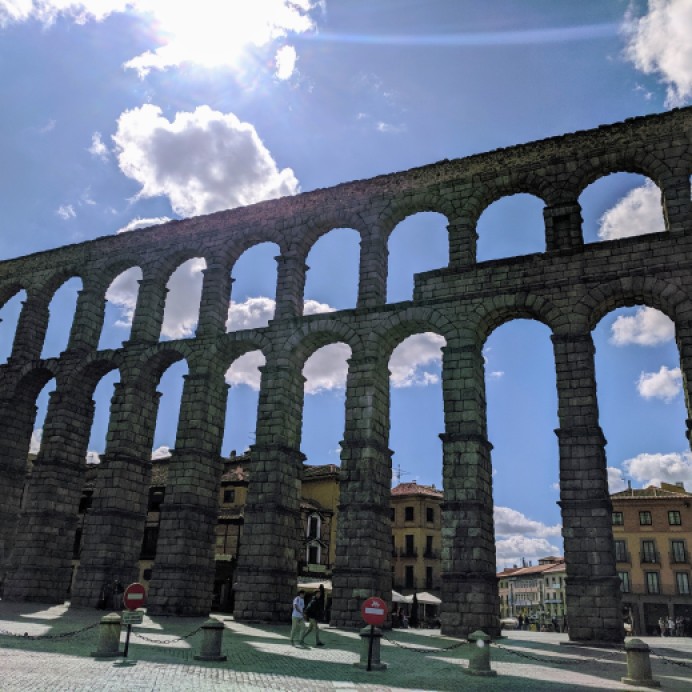 The famed Aqueducto de Segovia